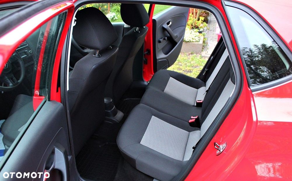 Volkswagen Polo - 11