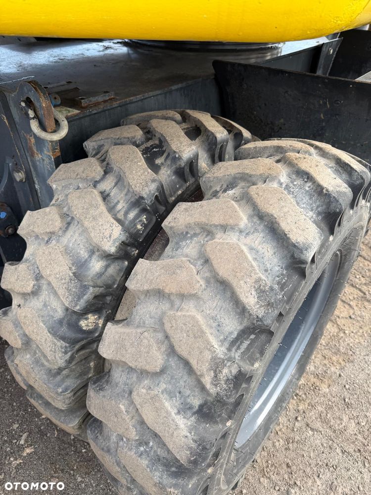 Komatsu PW148-8 PW140 PW160 - 14