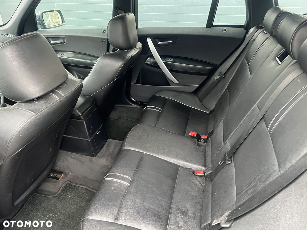 BMW X3 sDrive18d - 17