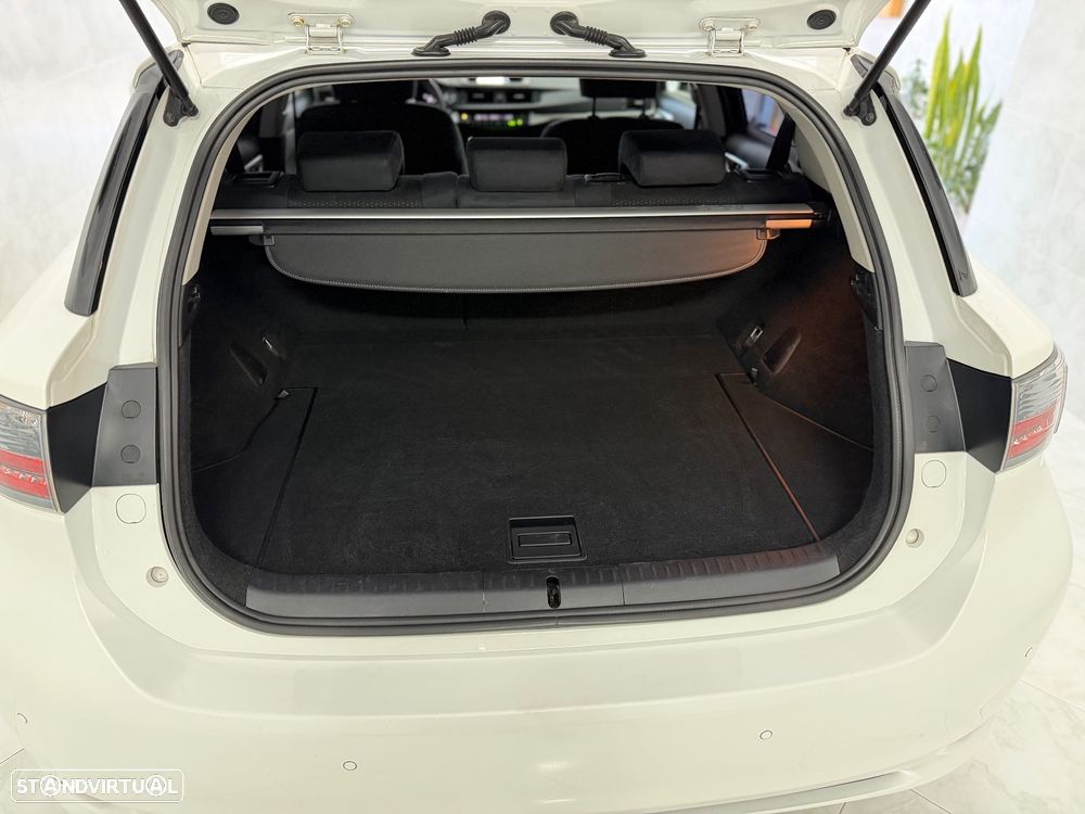 Lexus CT 200h Business - 28