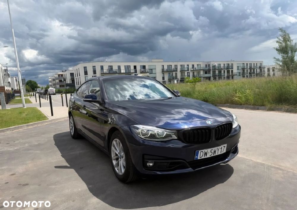 BMW Seria 3 330i GPF Luxury Line - 1