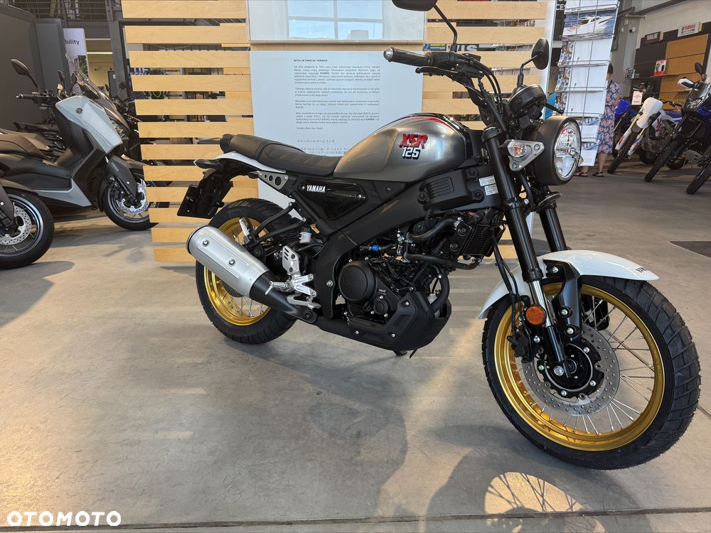 Yamaha XSR - 3