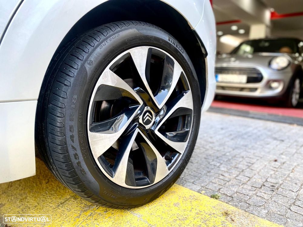 Citroën DS5 2.0 HDi Hybrid4 So Chic CMP6 - 15