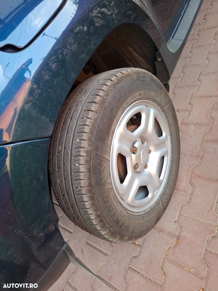 Dacia Duster 1.5 dCi 4x4 Laureate - 4