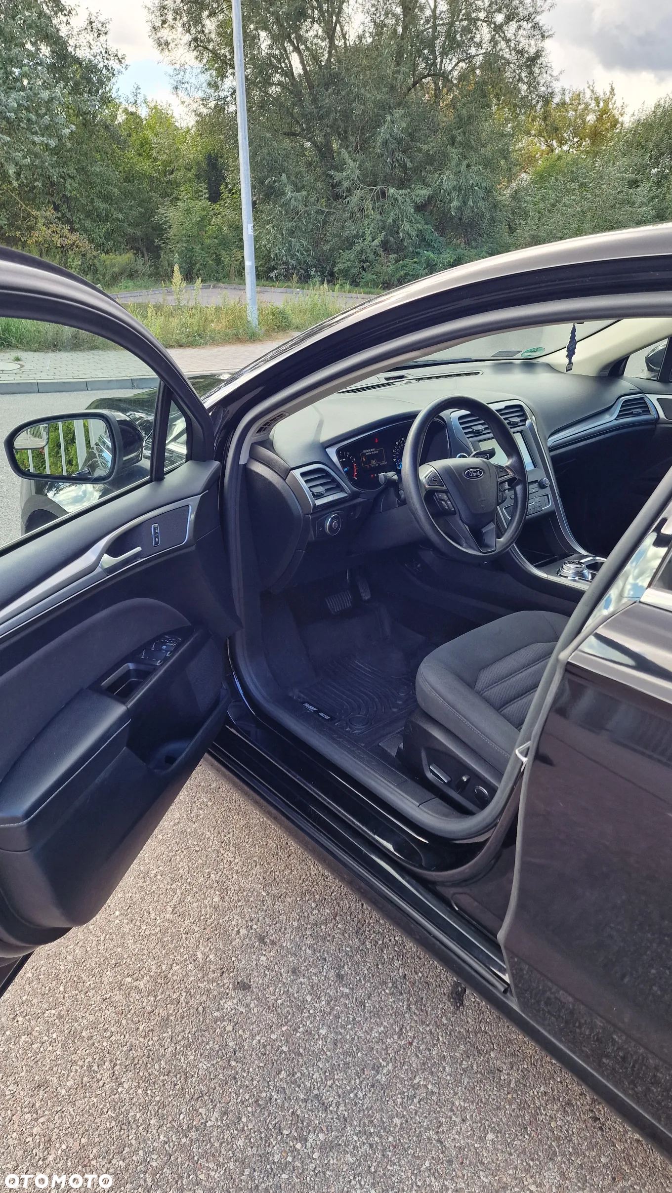 Ford Fusion - 11