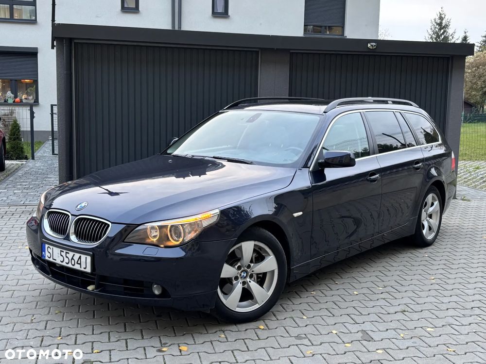 BMW Seria 5 525i - 1