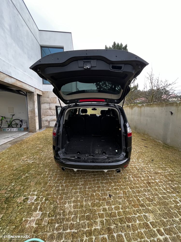 Ford S-Max 2.2 TDCi Titanium 7L - 8