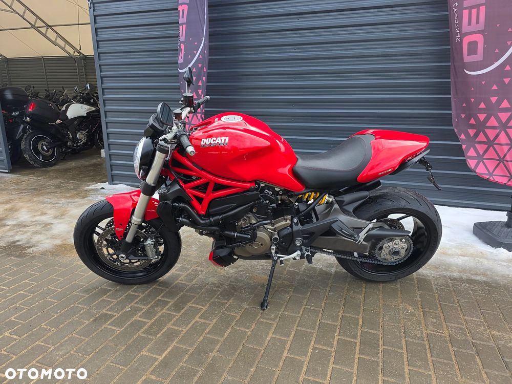 Ducati Monster - 5