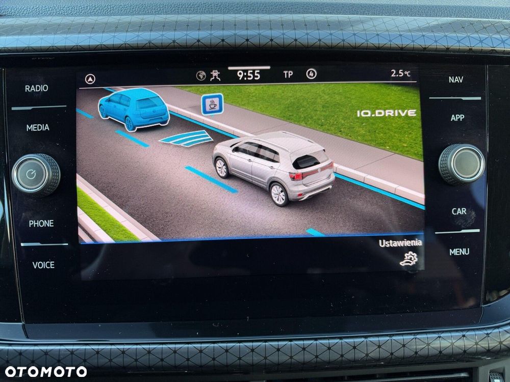 Volkswagen T-Cross - 21