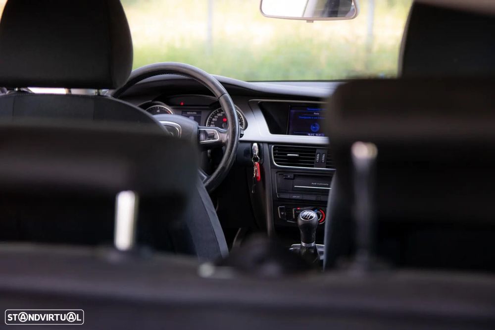 Audi A4 Avant - 31