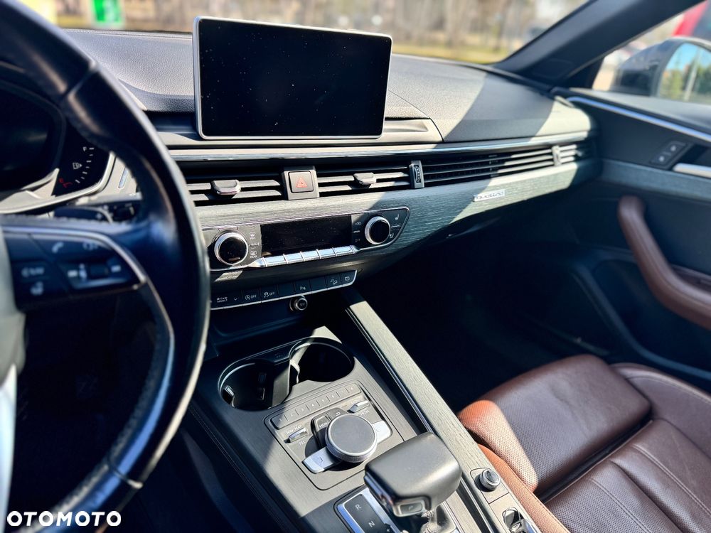 Audi A4 Allroad - 16