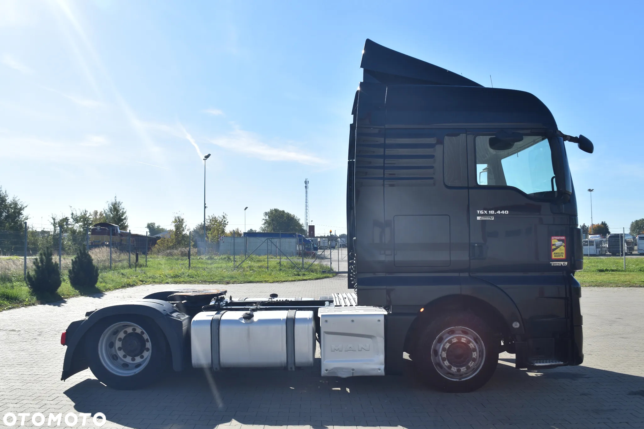 DAF XF 105.460 - 10