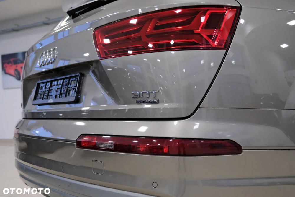 Audi Q7 - 17