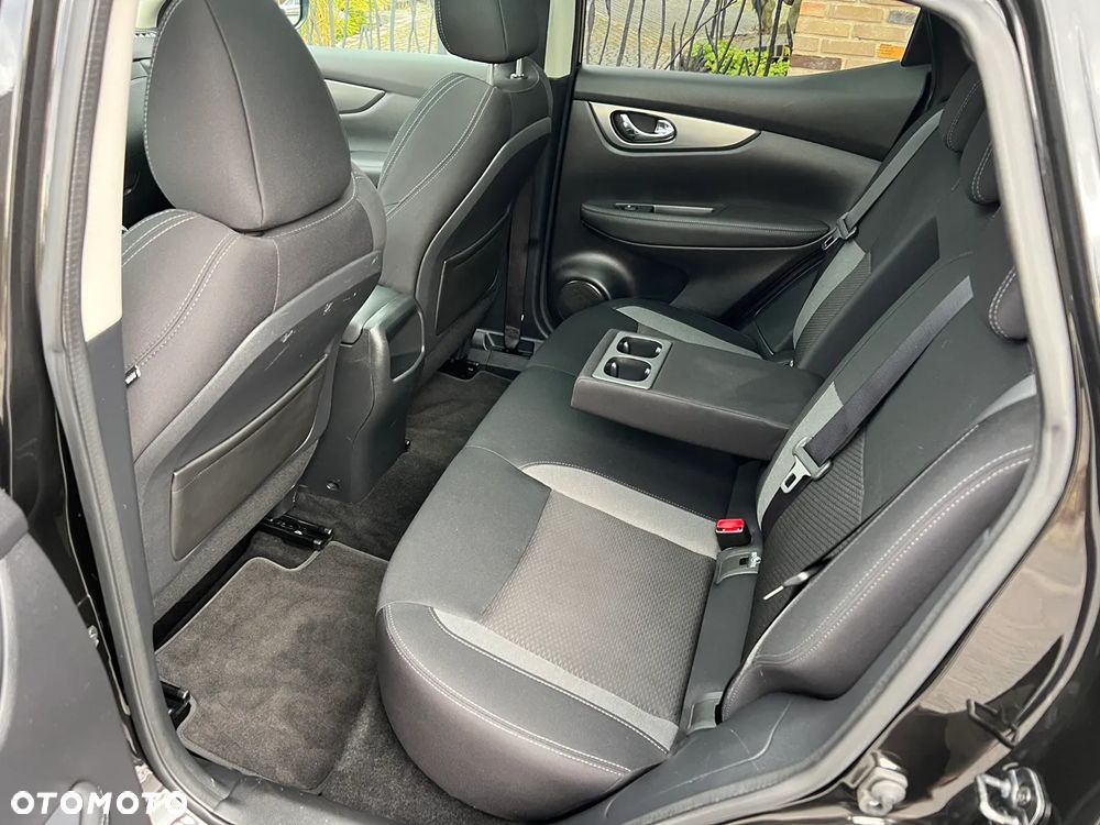 Nissan Qashqai - 23