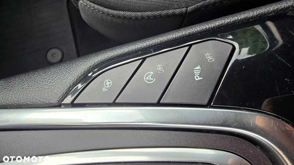 Ford S-Max 2.0 TDCi 4WD Titanium PowerShift - 29