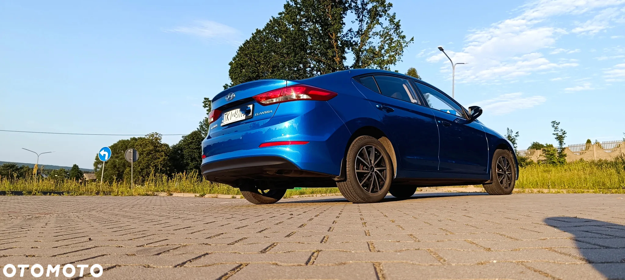Hyundai Elantra 1.6 Classic + - 8