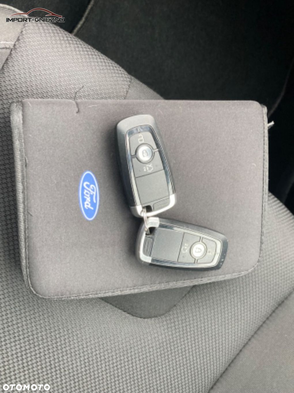 Ford S-Max - 19
