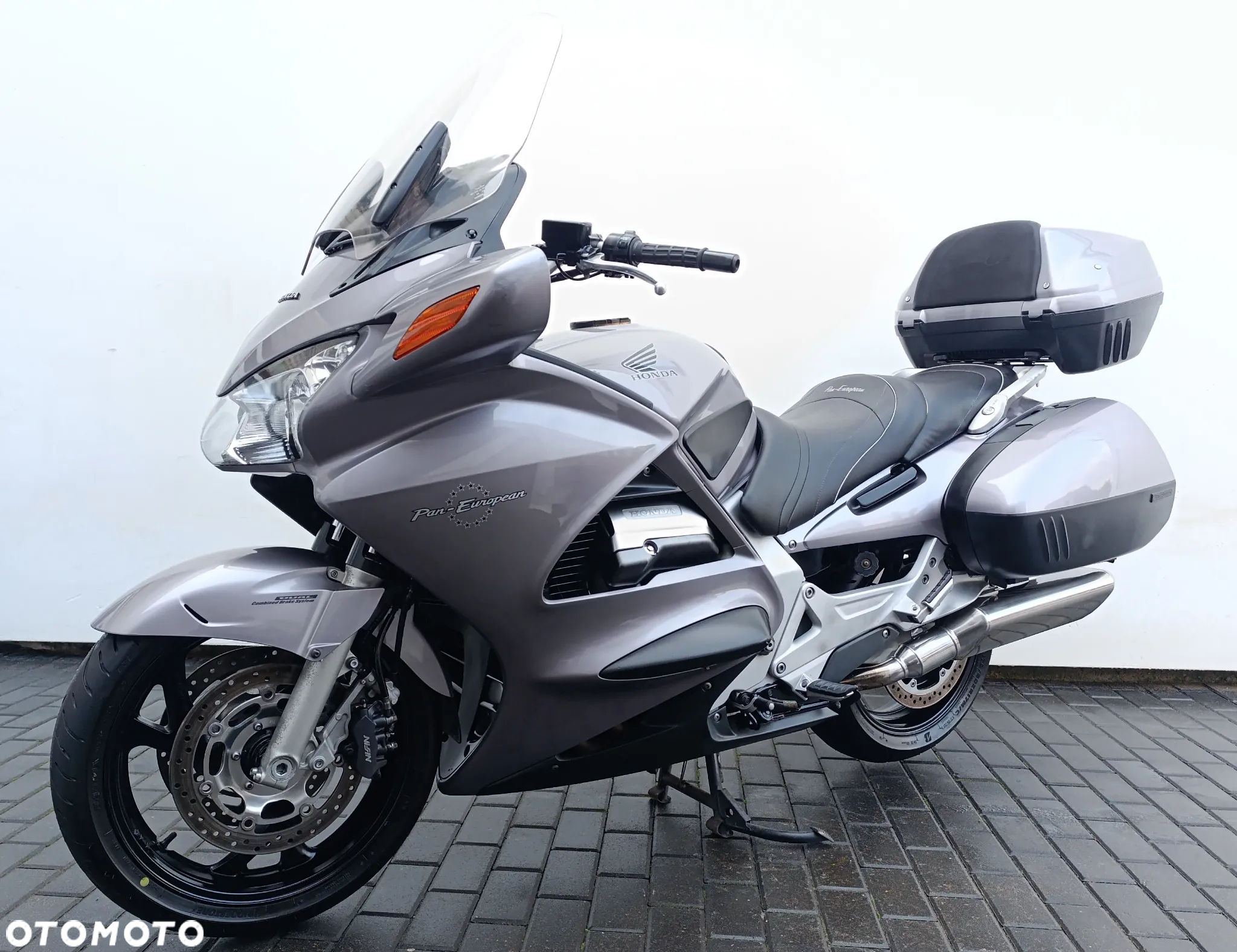 Honda ST - 2