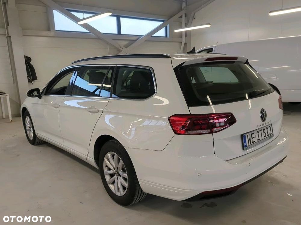 Volkswagen Passat 2.0 TDI EVO Business - 3