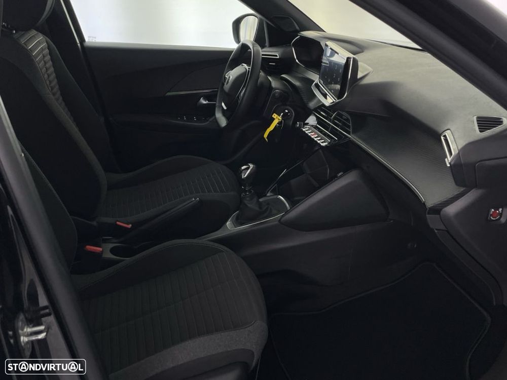 Peugeot 2008 1.2 PureTech Active - 21