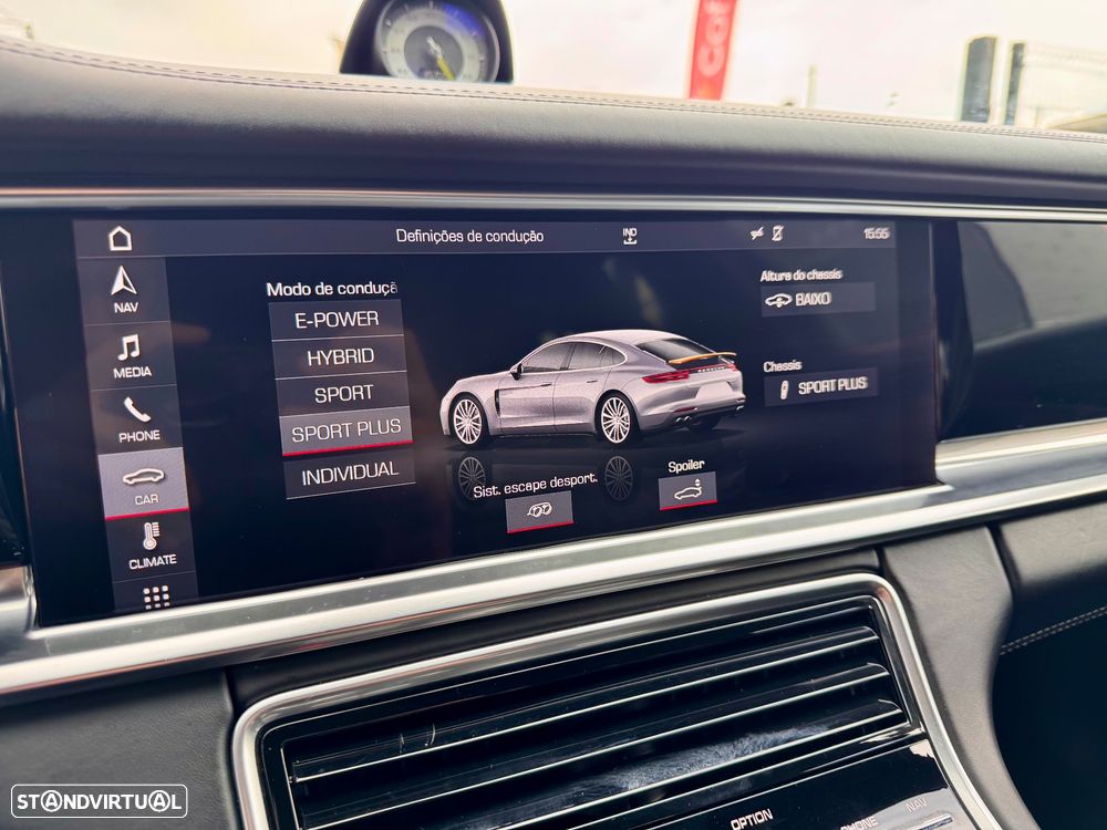 Porsche Panamera 4 E-Hybrid Platinum Edition - 13