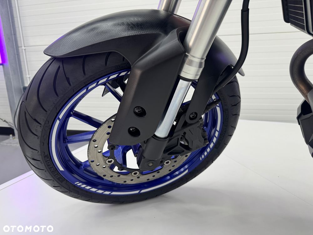 Yamaha MT - 35
