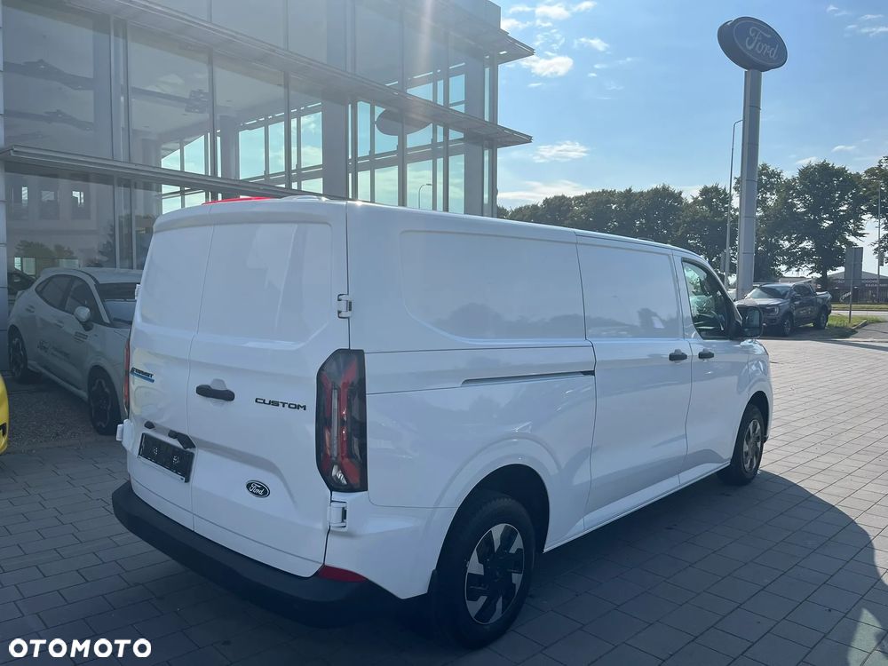 Ford Transit Custom - 6