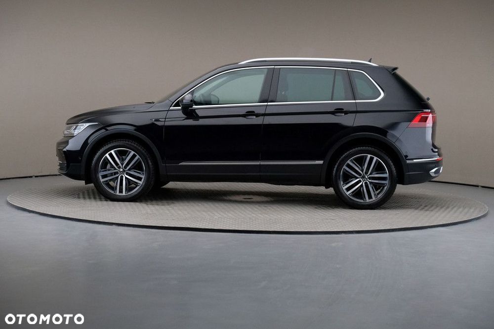 Volkswagen Tiguan 2.0 TSI 4Mot Elegance DSG - 4