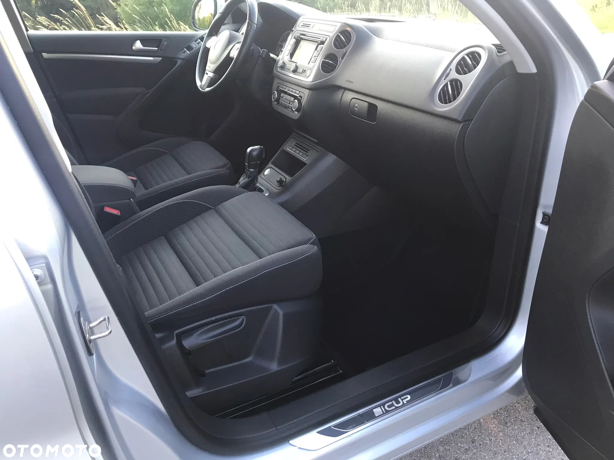 Volkswagen Tiguan 2.0 TDI 4Mot R-Style DSG - 9