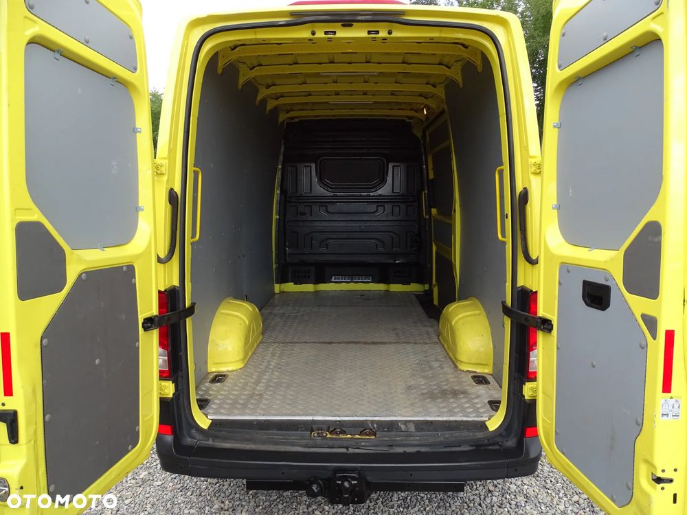 Volkswagen CRAFTER - 9