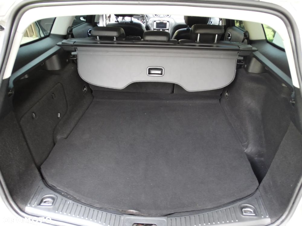 Ford Mondeo - 15