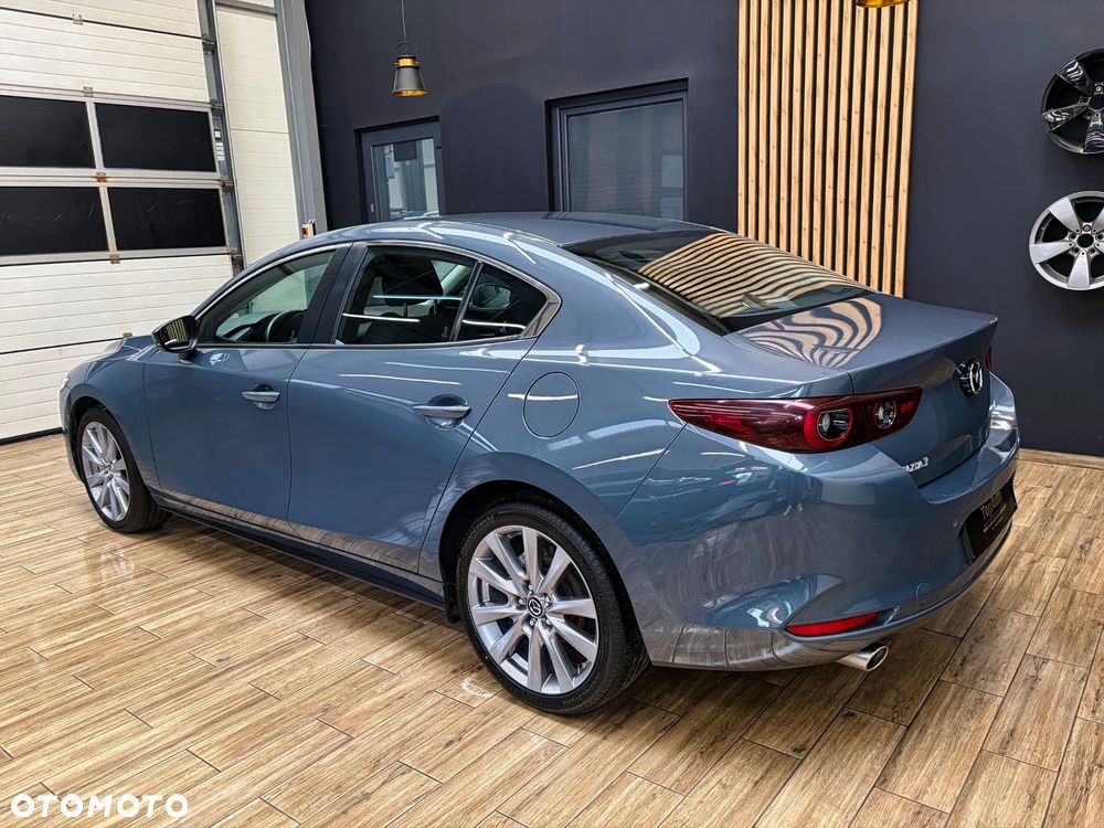 Mazda 3 SKYACTIV-G 2.0 M-Hybrid - 10