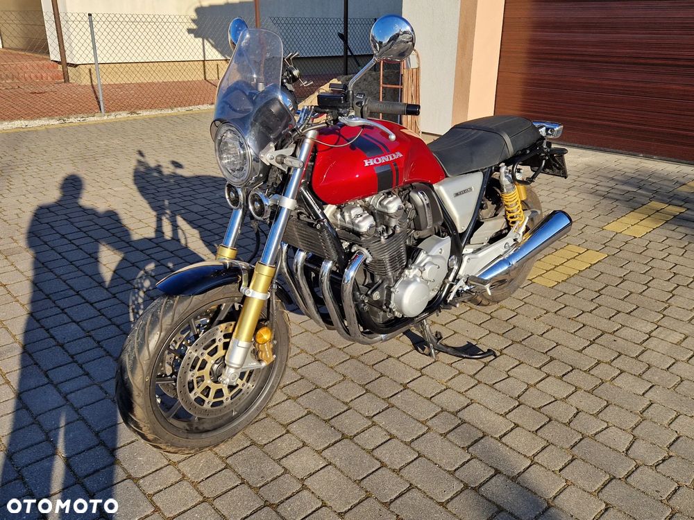 Honda CB - 2