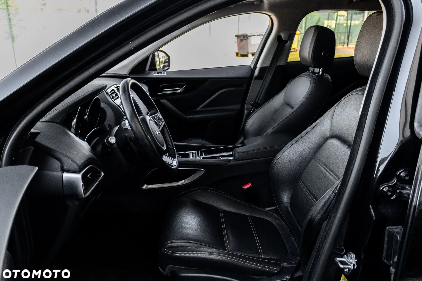 Jaguar F-Pace 2.0 i4P AWD Prestige - 24