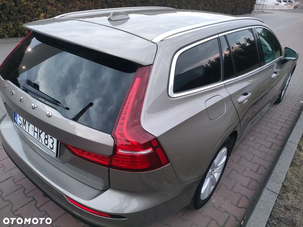 Volvo V60 D3 Drive-E Dynamic Edition (Momentum) - 22