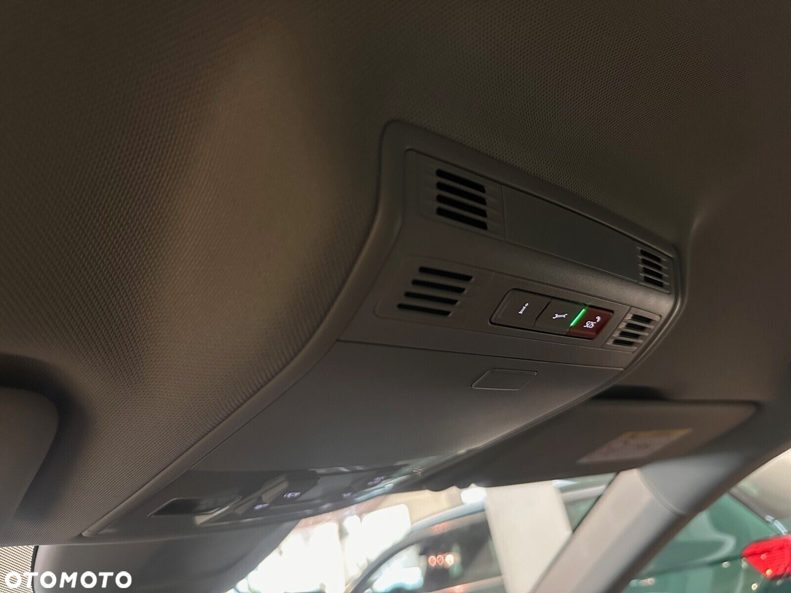 Skoda Superb 2.0 TDI SCR Style DSG - 33