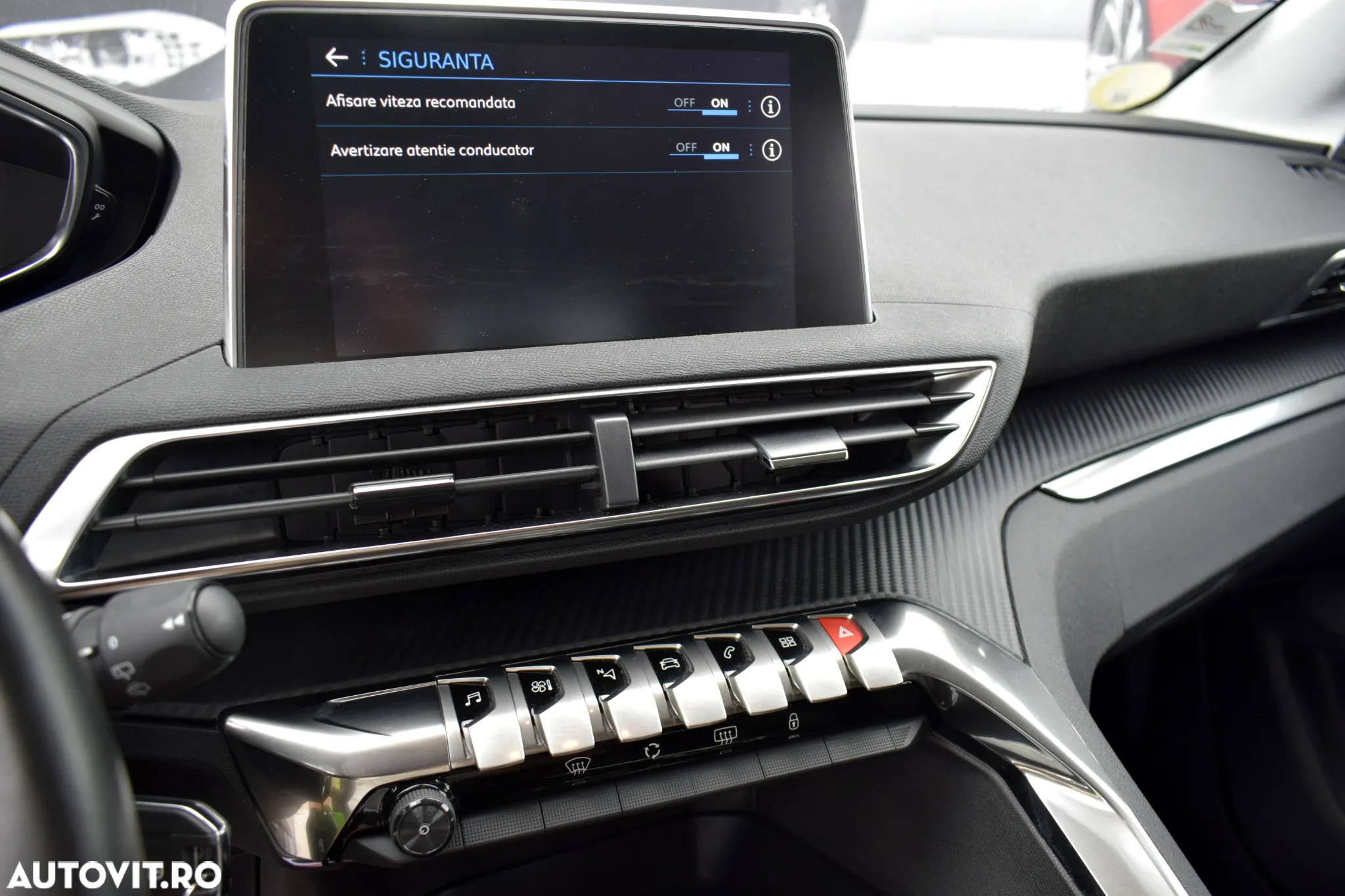 Peugeot 3008 - 19