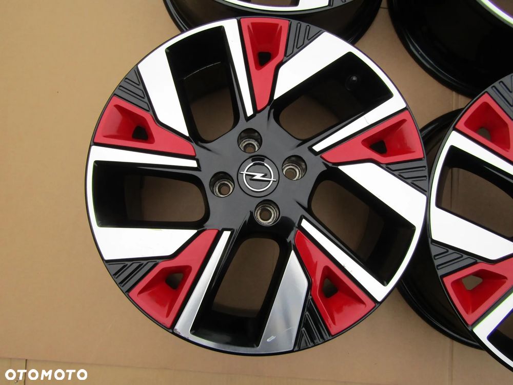 4x Felgi Aluminiowe 18 Opel Mokka II B Corsa F Peugeot 2008 II 2008 5008 Citroen DS3 DS4 C4 Cactus C3 II III 7 j 4x108 ET35 - 10