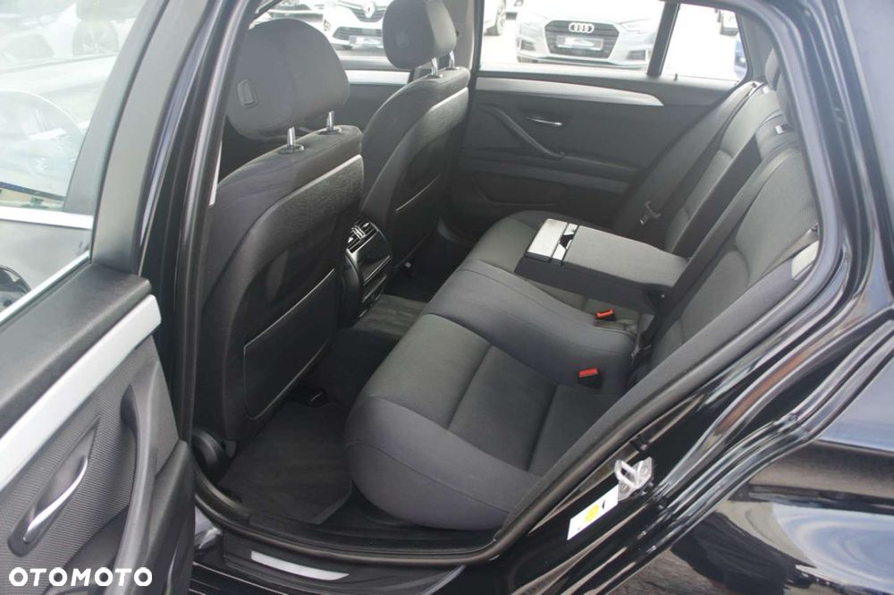 BMW Seria 5 - 18