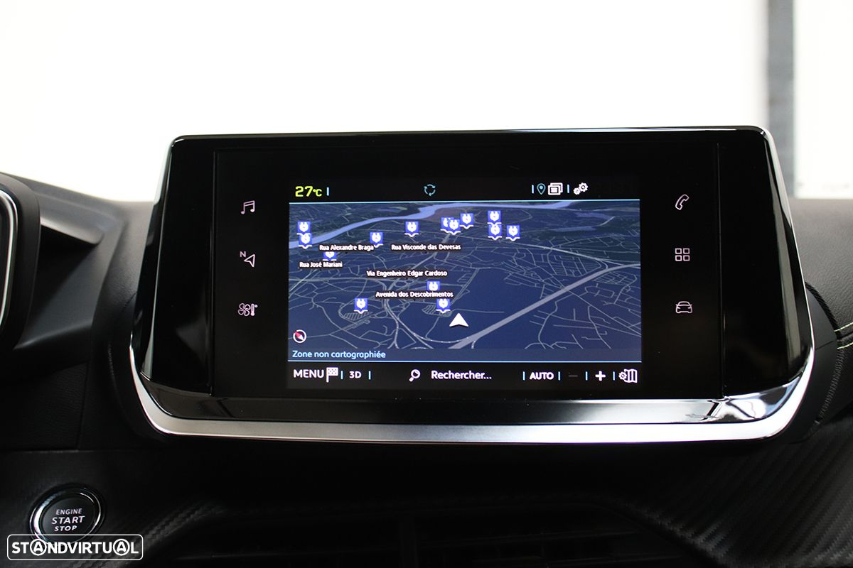 Peugeot e-2008 50 kWh GT - 11