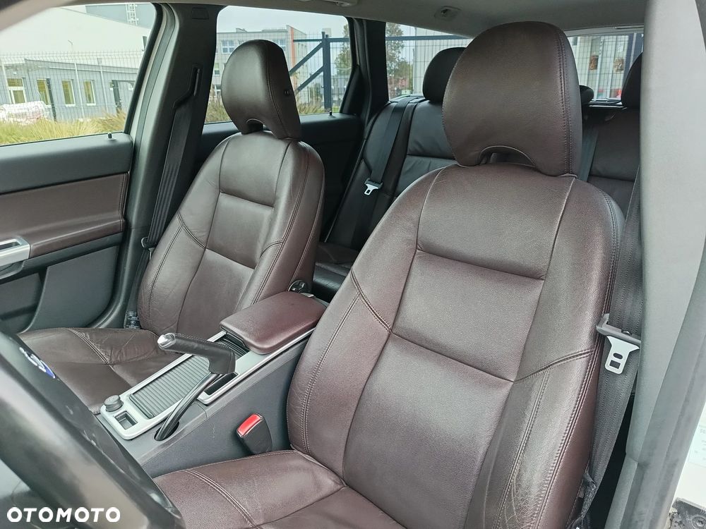 Volvo V50 D2 R-Design - 8