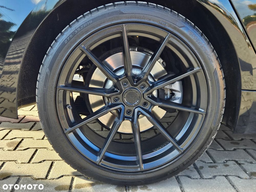 BMW Seria 5 520d xDrive - 30