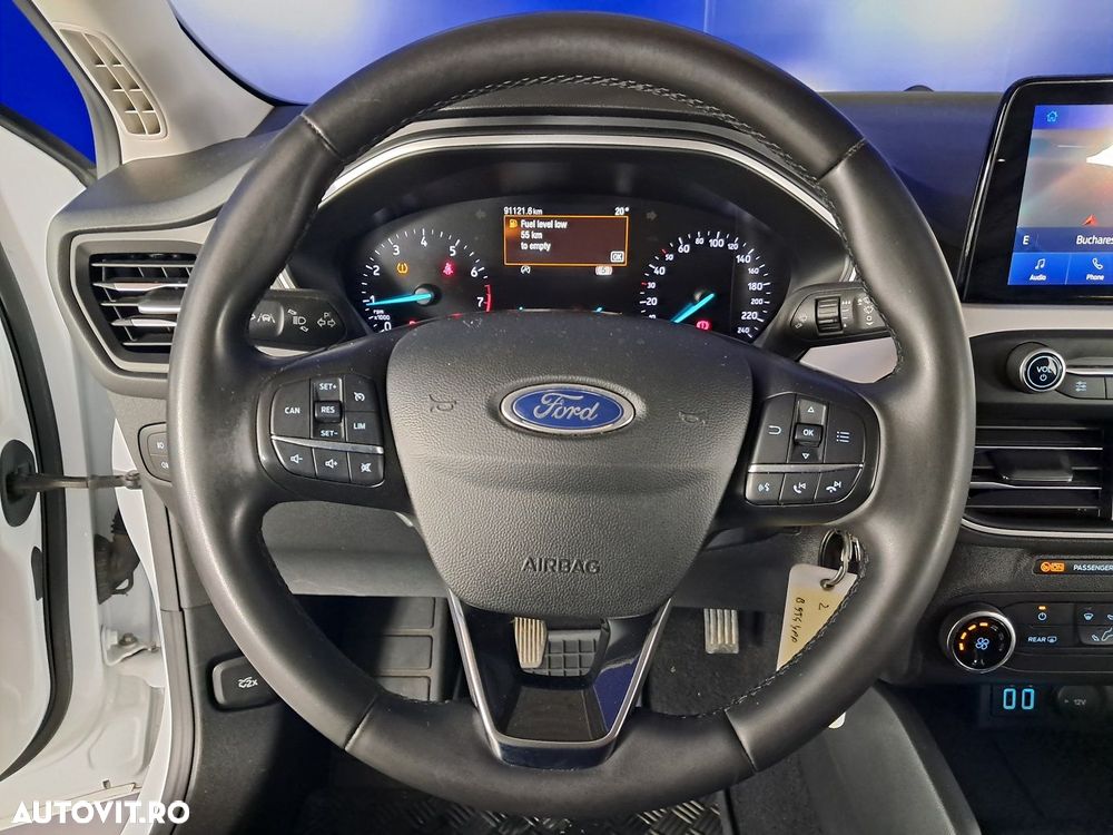 Ford Focus - 11
