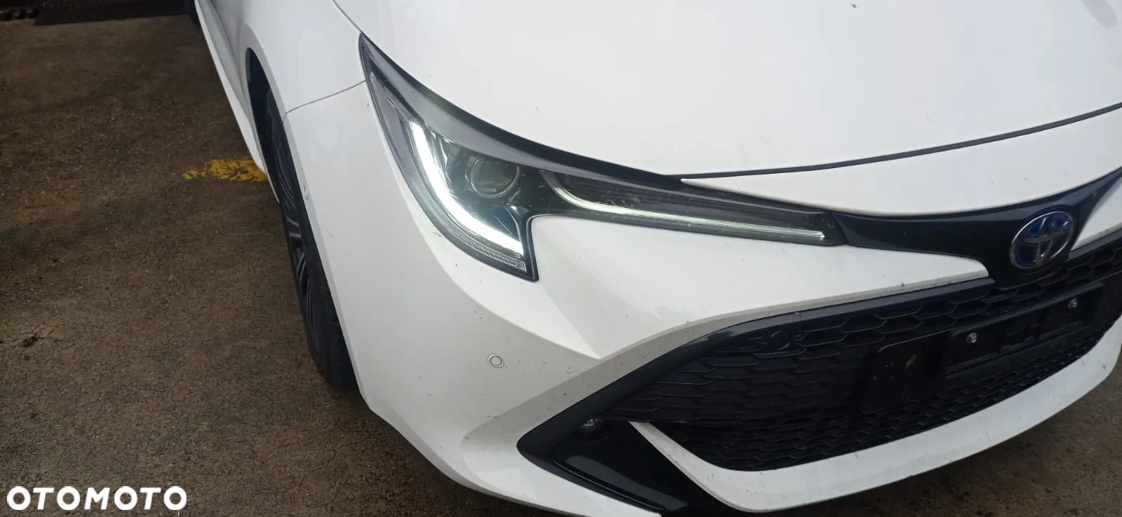 Toyota Corolla - 24