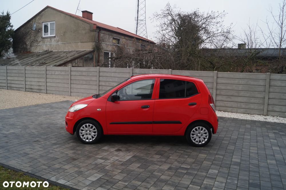 Hyundai i10 1.1 Base - 28