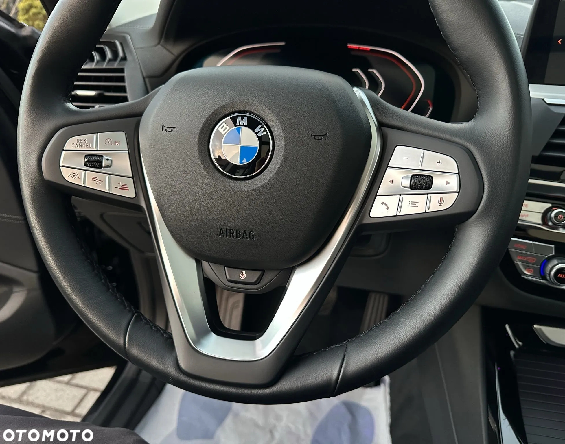 BMW X3 xDrive30d Luxury Line - 29