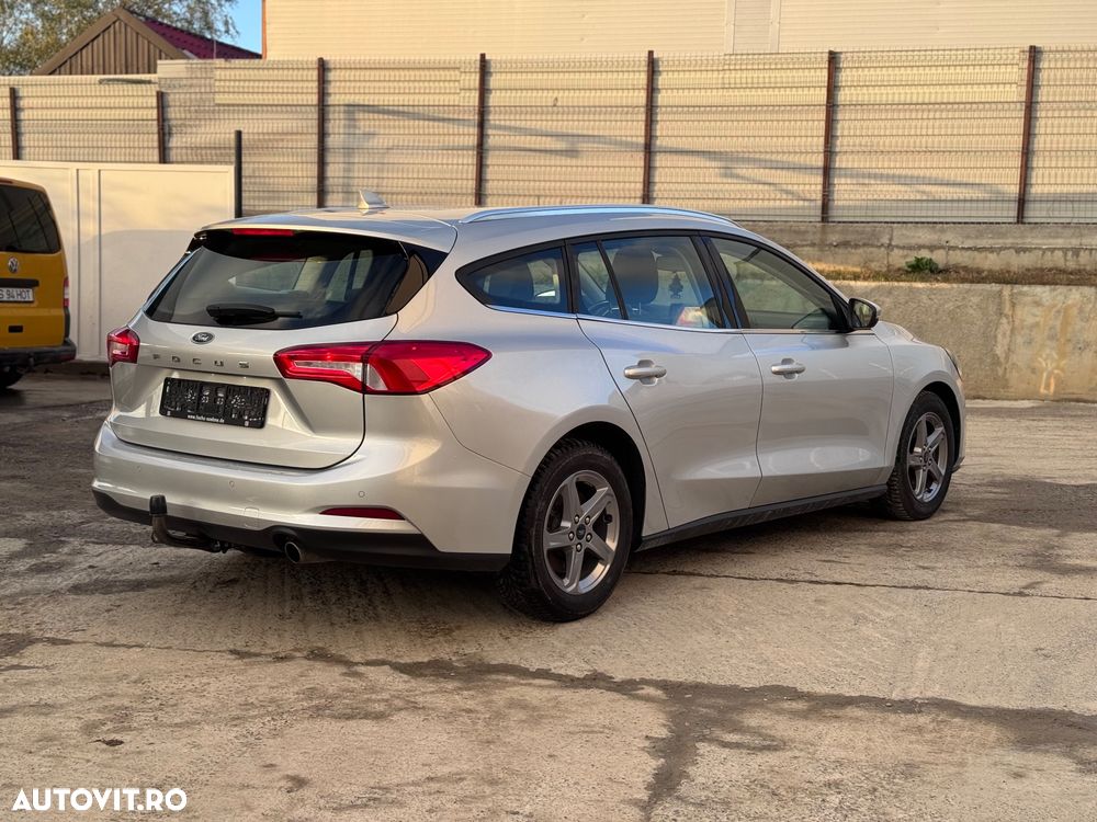 Ford Focus - 3