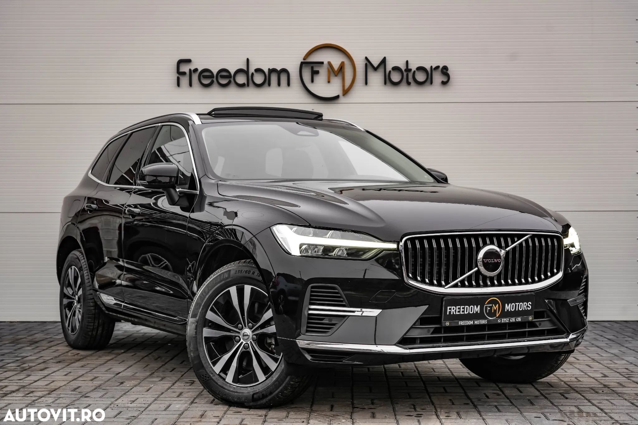Volvo XC 60 T6 AWD Plug-in Hybrid Plus Bright - 1