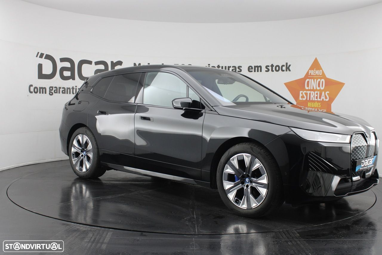 BMW iX xDrive 40 Pack Desportivo - 2