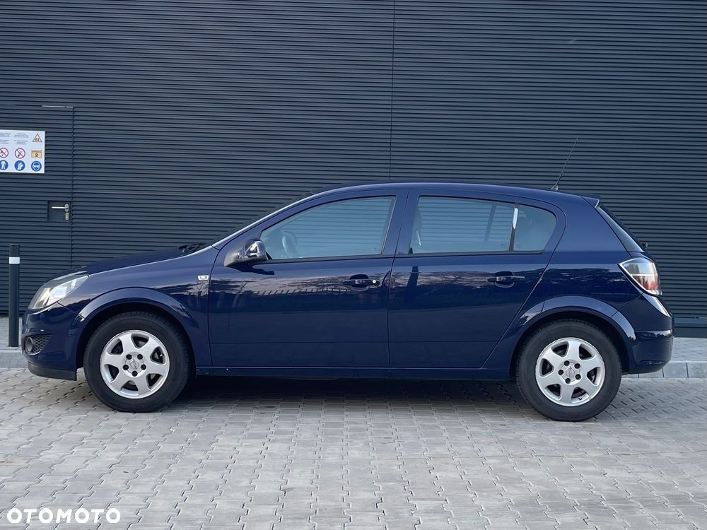 Opel Astra 1.6 Enjoy - 5